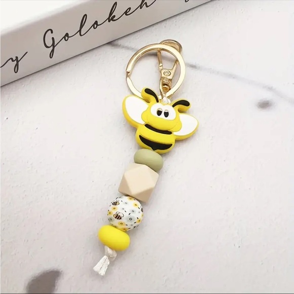Small Beaded Bee Keychain - Picture 2 of 3